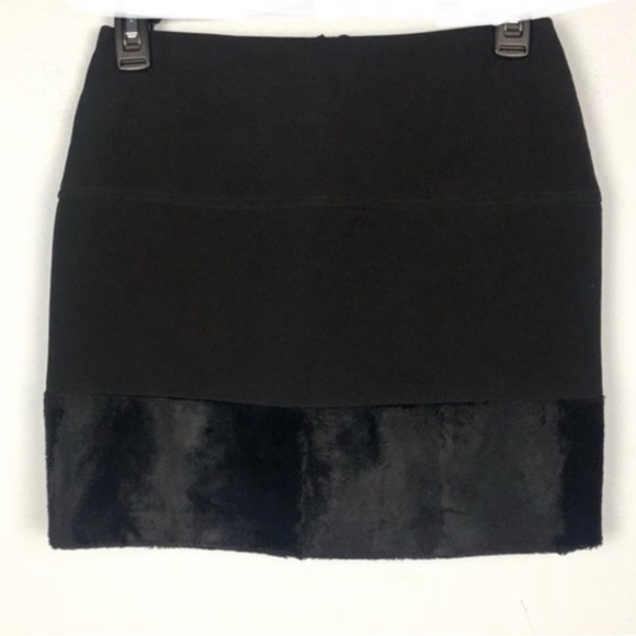 Maje fancy luxury skirt size 34 or xs - Picture 2 of 5